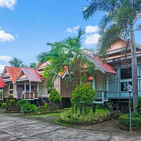 Oyo 90923 Makassar Cottage Balangberu Экстерьер фото