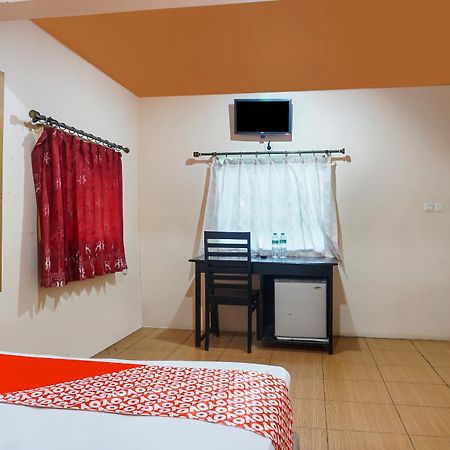 Oyo 90923 Makassar Cottage Balangberu Экстерьер фото