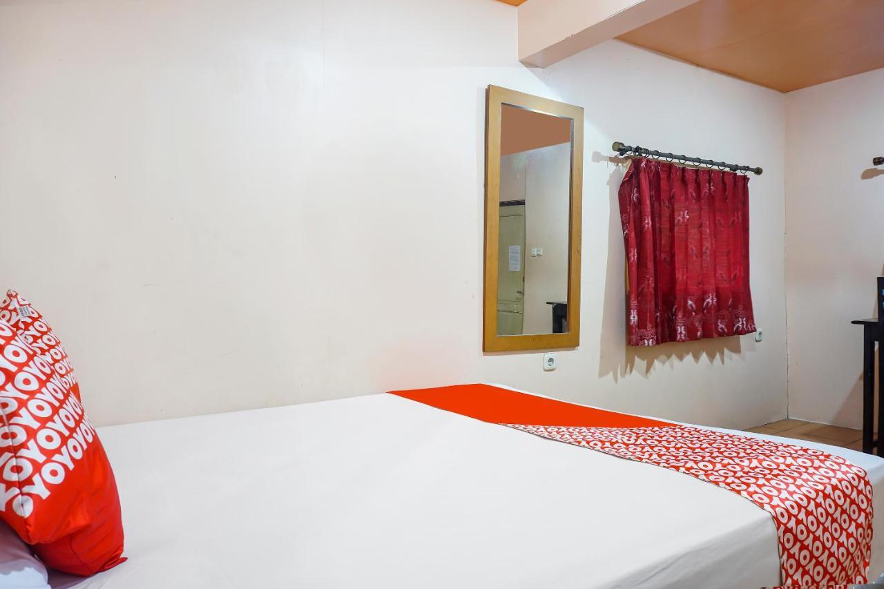Oyo 90923 Makassar Cottage Balangberu Экстерьер фото